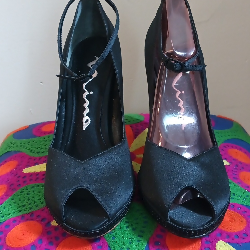 NINA Women's Satin Heel